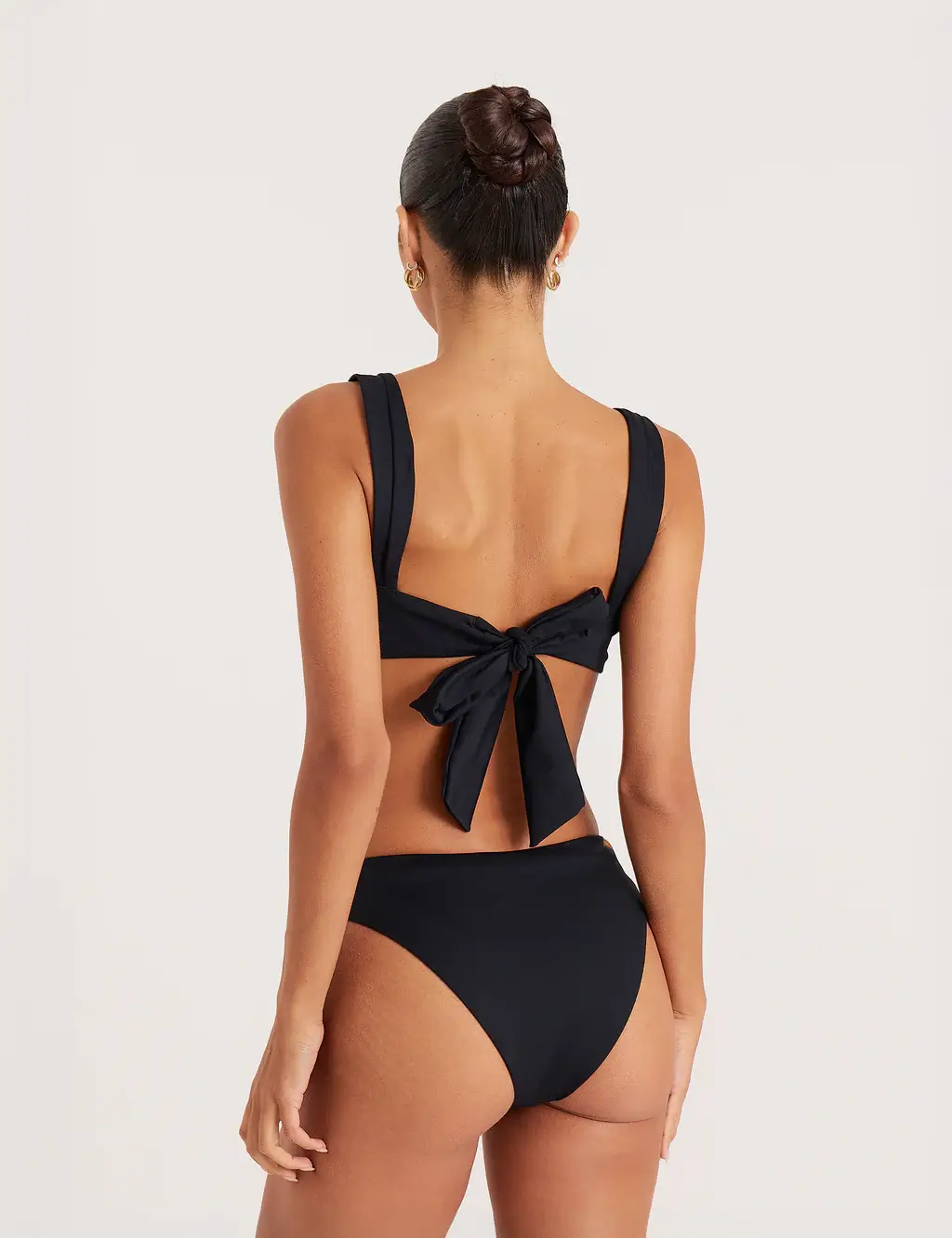 Black Tortoiseshell Detail Bottom