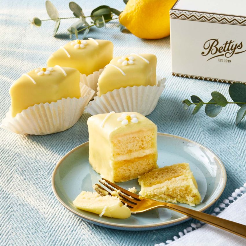 Lemon Fondant Fancies