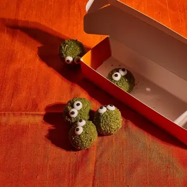 Halloween Eyeball Brownie Truffles
