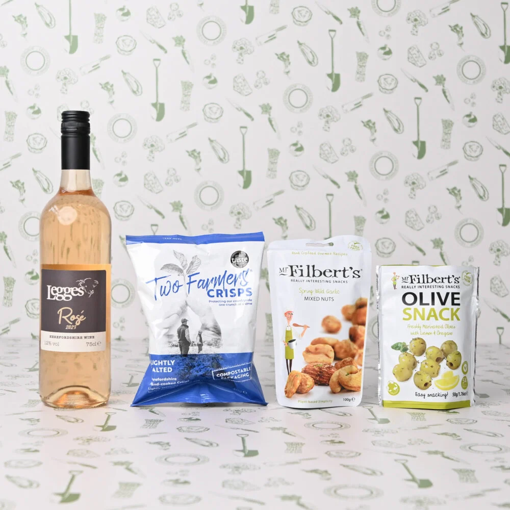 Herefordshire Wine and Nibbles Hamper