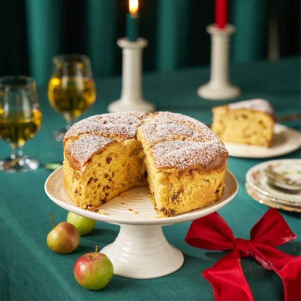 Apple & Cinnamon Panettone