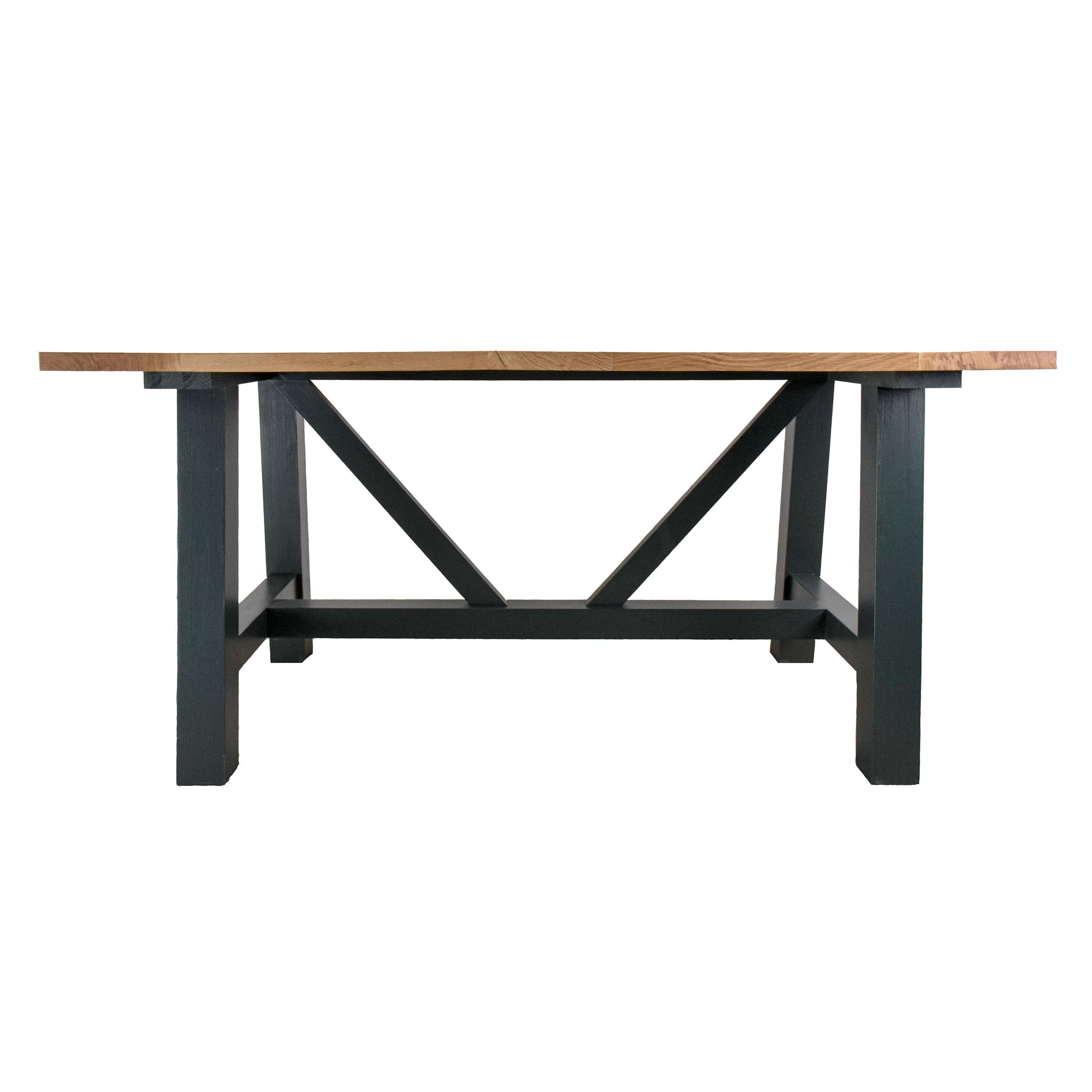 Cheshire Oak Round Table